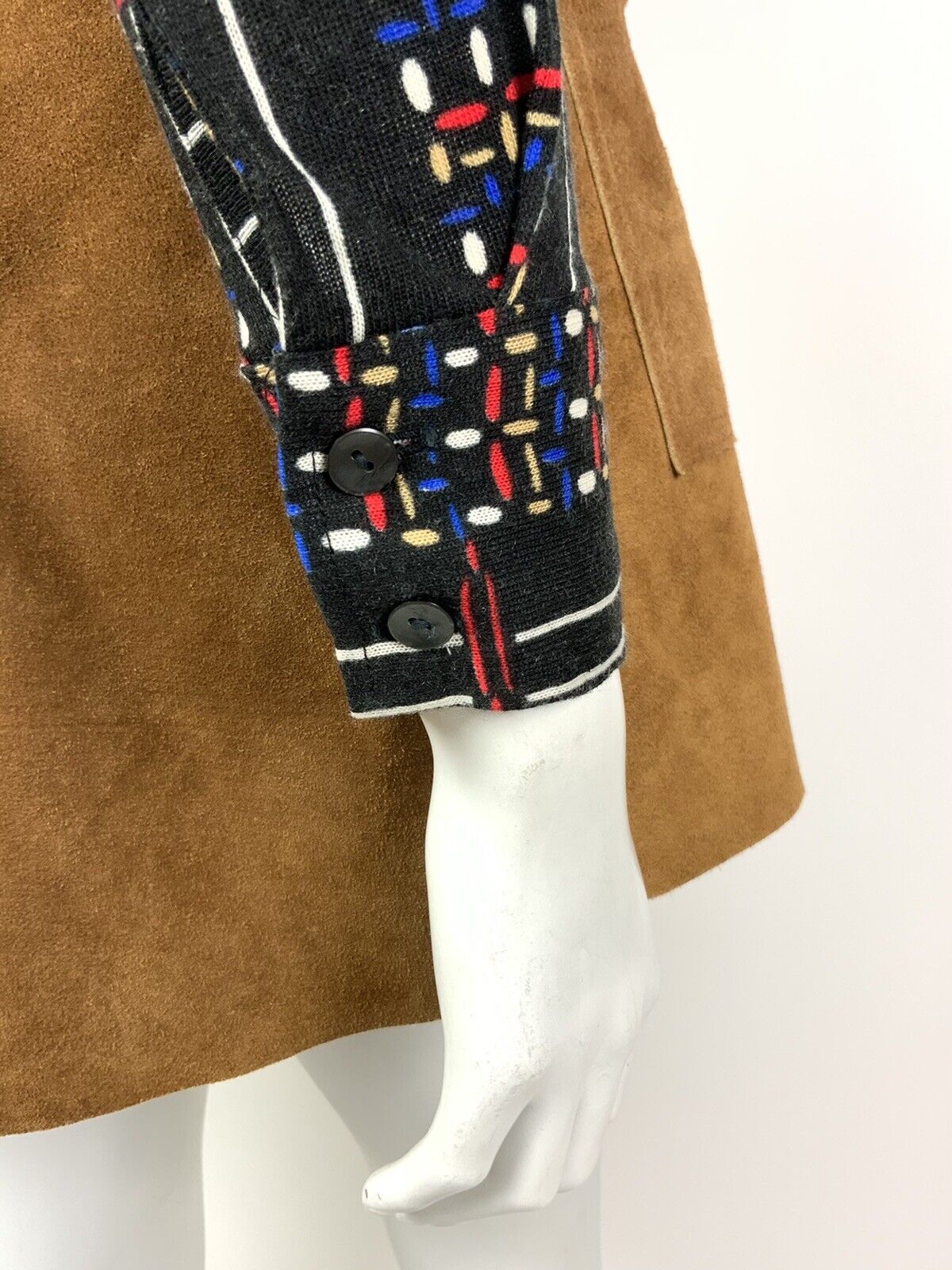 VINTAGE 60s 70s BLACK WHITE RED BLUE STRIPED GEOMETRIC DAGGER COLLAR SHIRT 8