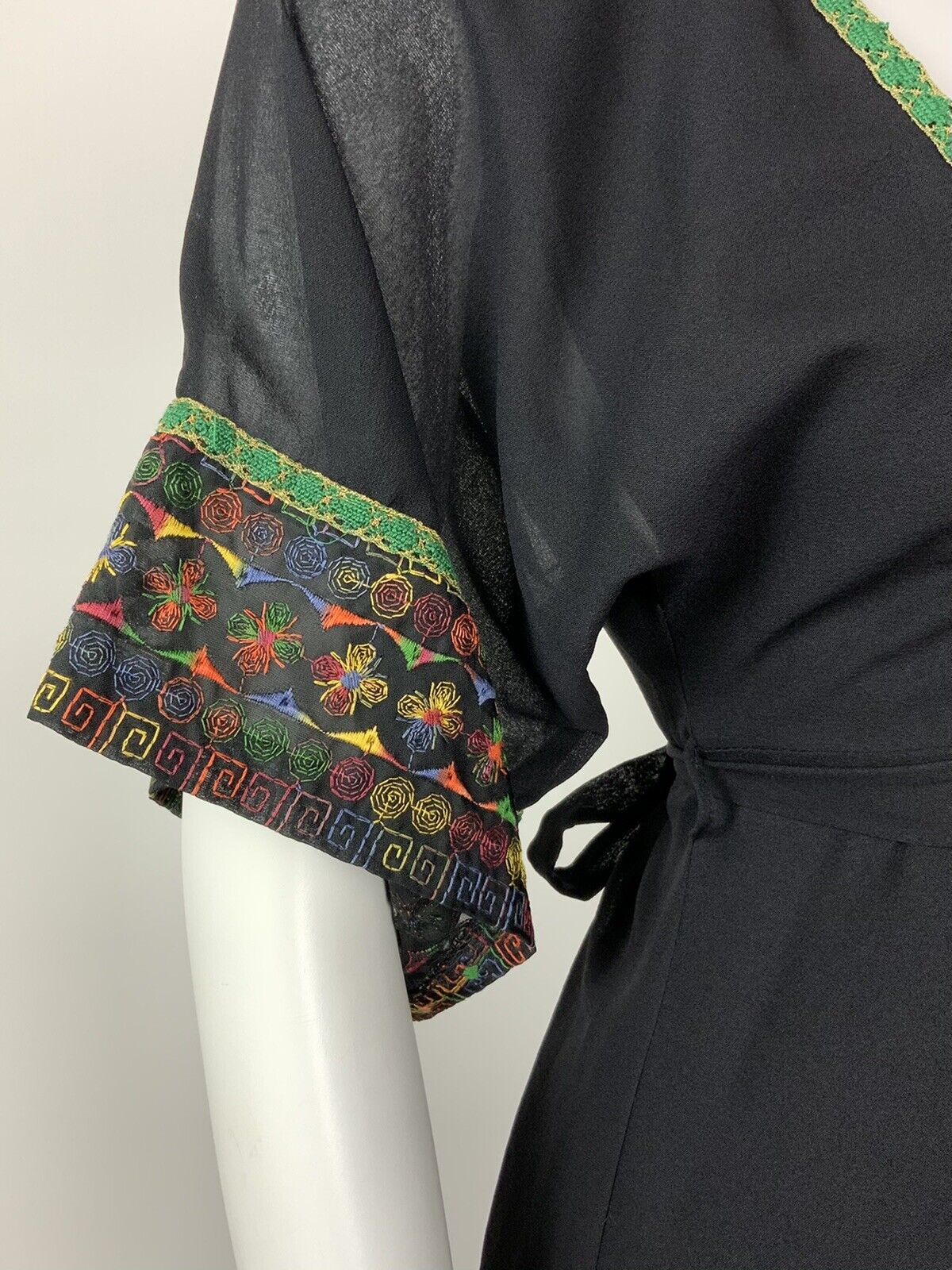 VTG 60s 70s BLACK GREEN ORANGE BLUE EMBROIDERED SEQUIN ETHNIC FOLK BOHO DRESS 8