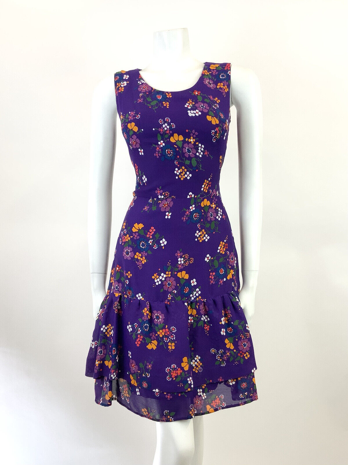 VTG 60s 70s PURPLE WHITE ORANGE GREEN FLORAL MOD SLEEVELESS RUFFLE DRESS 8 10