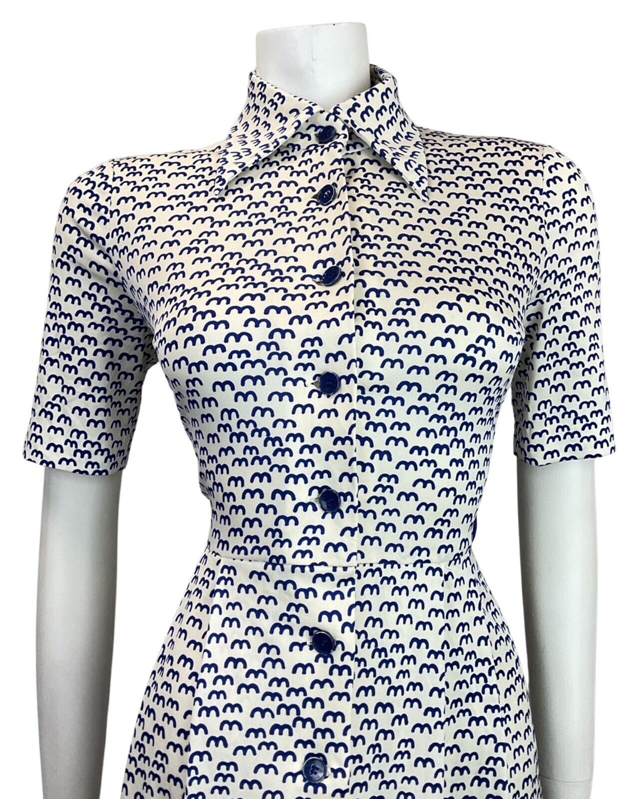 VINTAGE 60s 70s STYLE WHITE BLUE WAVY MOD DAGGER COLLAR SHIRT DRESS 8 10