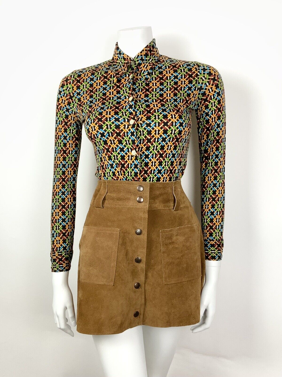 VTG 60s 70s BLACK ORANGE BLUE GREEN GEOMETRIC TRELLIS DAGGER SHIRT BLOUSE 4 6