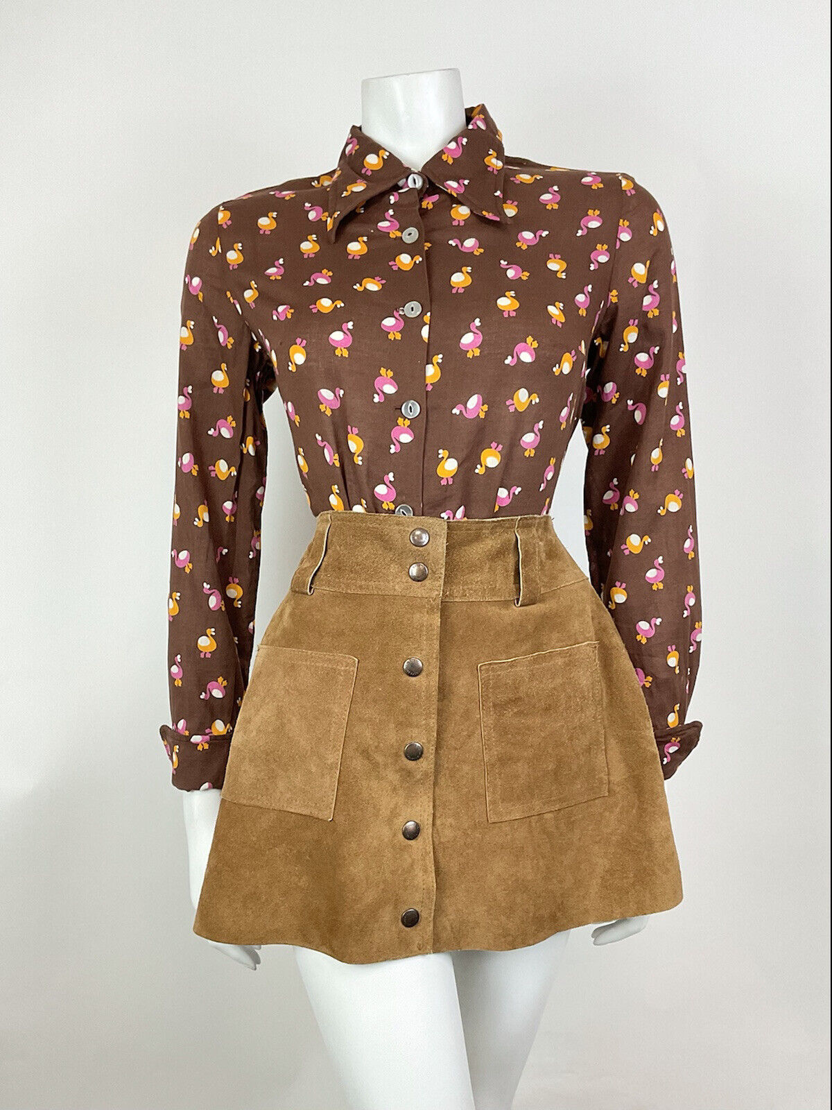 VINTAGE 60s 70s BROWN PINK YELLOW BIRD FLAMINGO MOD DAGGER SHIRT BOUSE 12 14