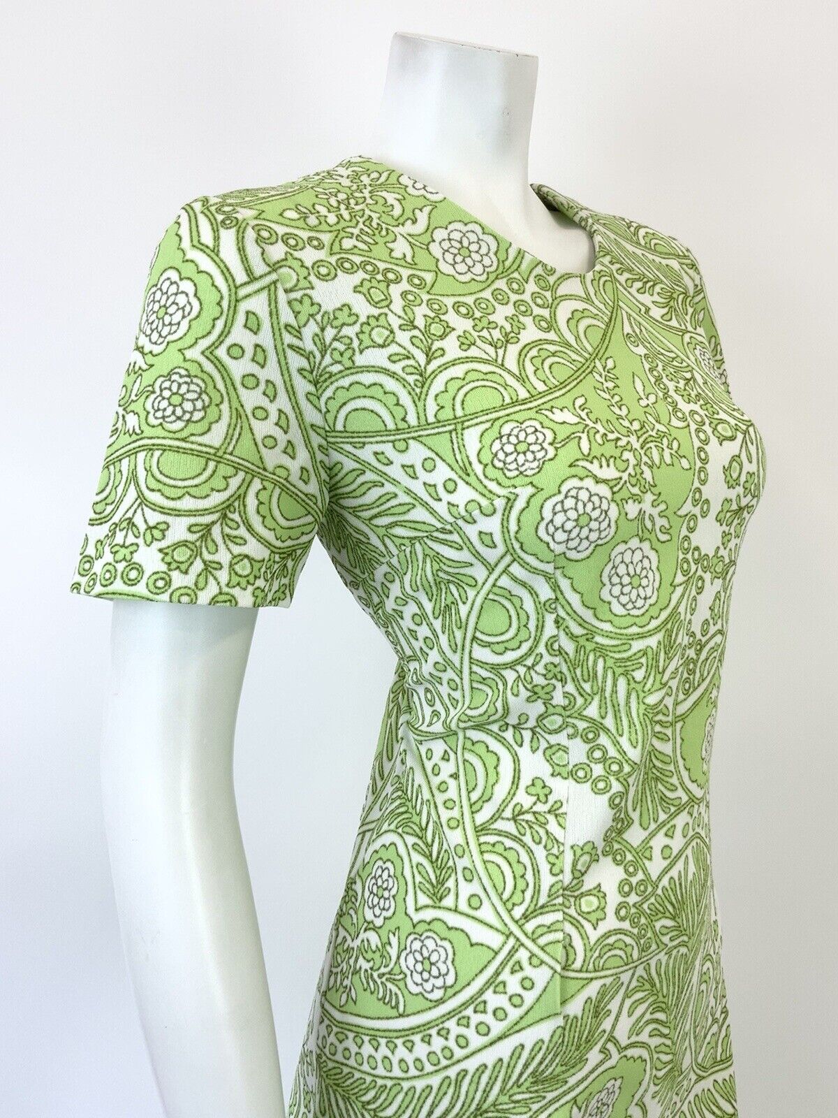 VINTAGE 60s 70s LIME GREEN WHITE PSYCHEDELIC FLORAL LEAFY MOD DRESS 12 14
