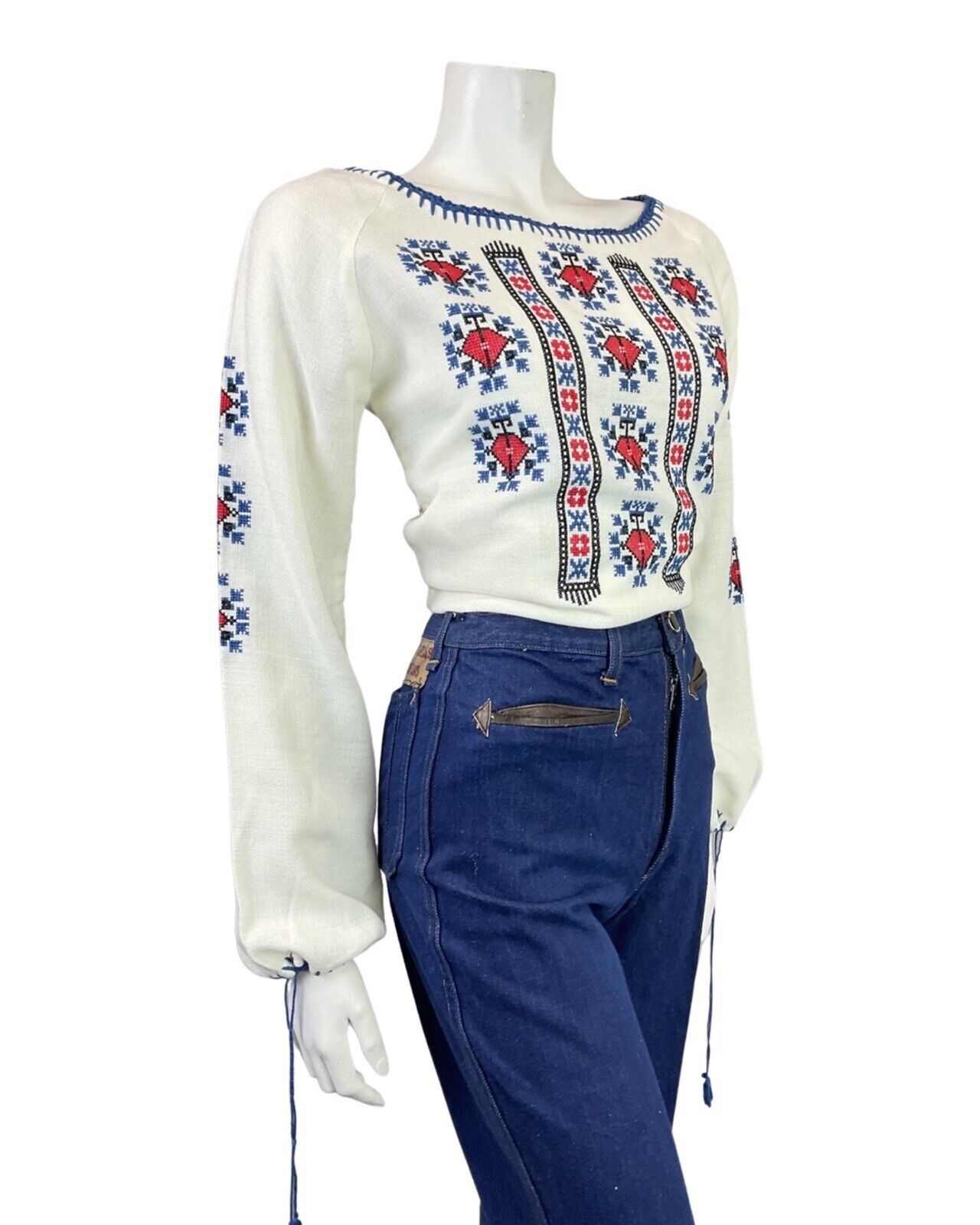 VINTAGE 60s 70s WHITE BLUE RED CROSS-STITCH EMBROIDERED FOLK BOHO BLOUSE 10 12