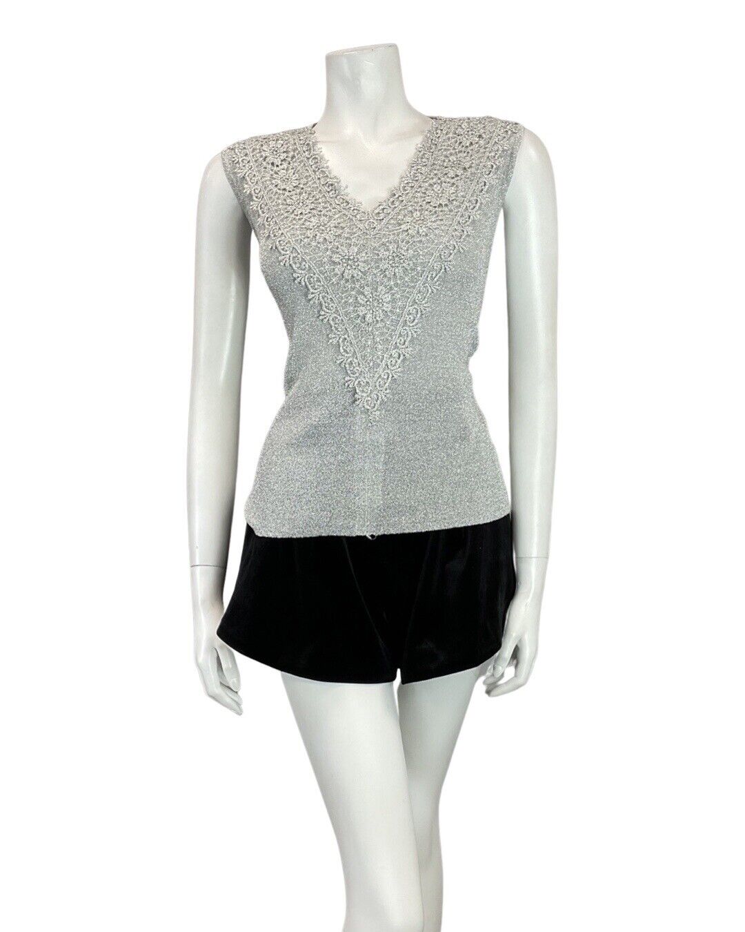 VINTAGE 60s 70s METALLIC SILVER FLORAL LACE PARTY SLEEVELESS KNIT TOP 12 14
