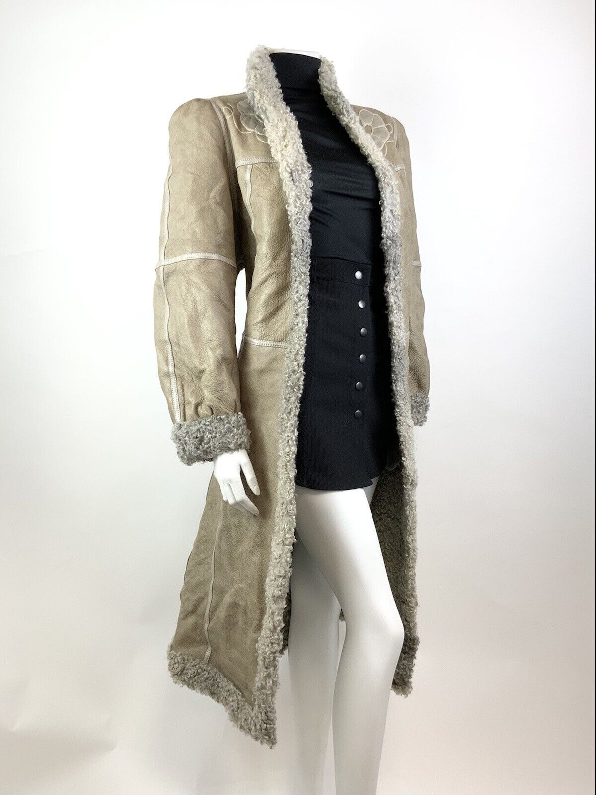 VINTAGE 60s 70s BEIGE CREAM LEATHER FLORAL EMBROIDERED BOHO MOD LONG COAT 14 16