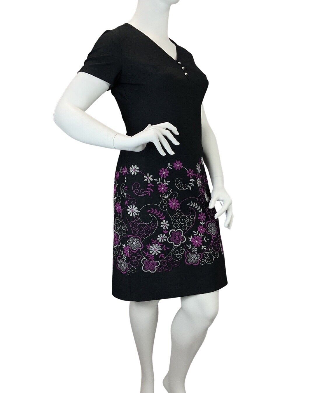 VINTAGE 60s 70s BLACK SILVER PURPLE SWIRLING FLOWER EMBROIDERED MOD DRESS 16