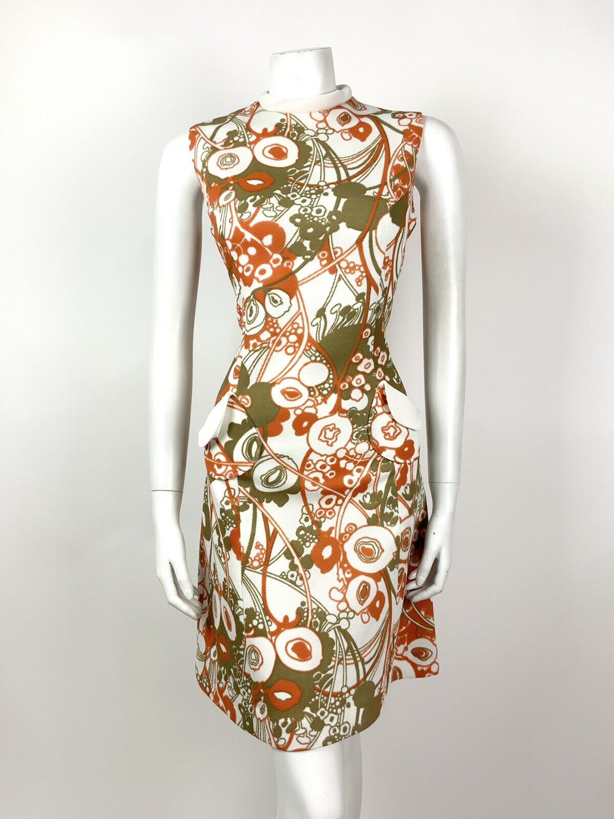 VINTAGE 60s 70s WHITE ORANGE GREEN FLORAL PSYCHEDELIC SLEEVELESS MOD DRESS 12 14