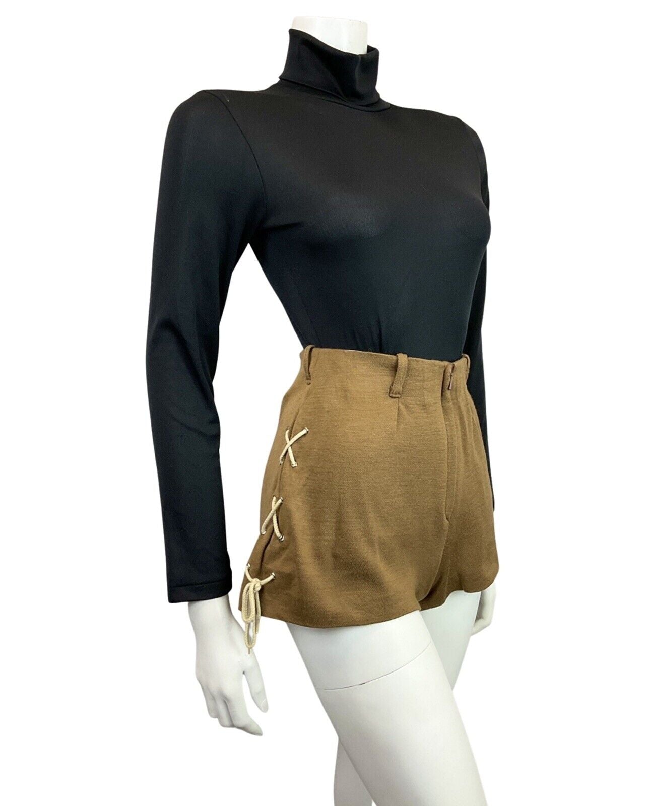 VINTAGE 60s 70s BROWN CREAM LACE-UP HOT PANTS GOGO MOD SHORTS 6 8