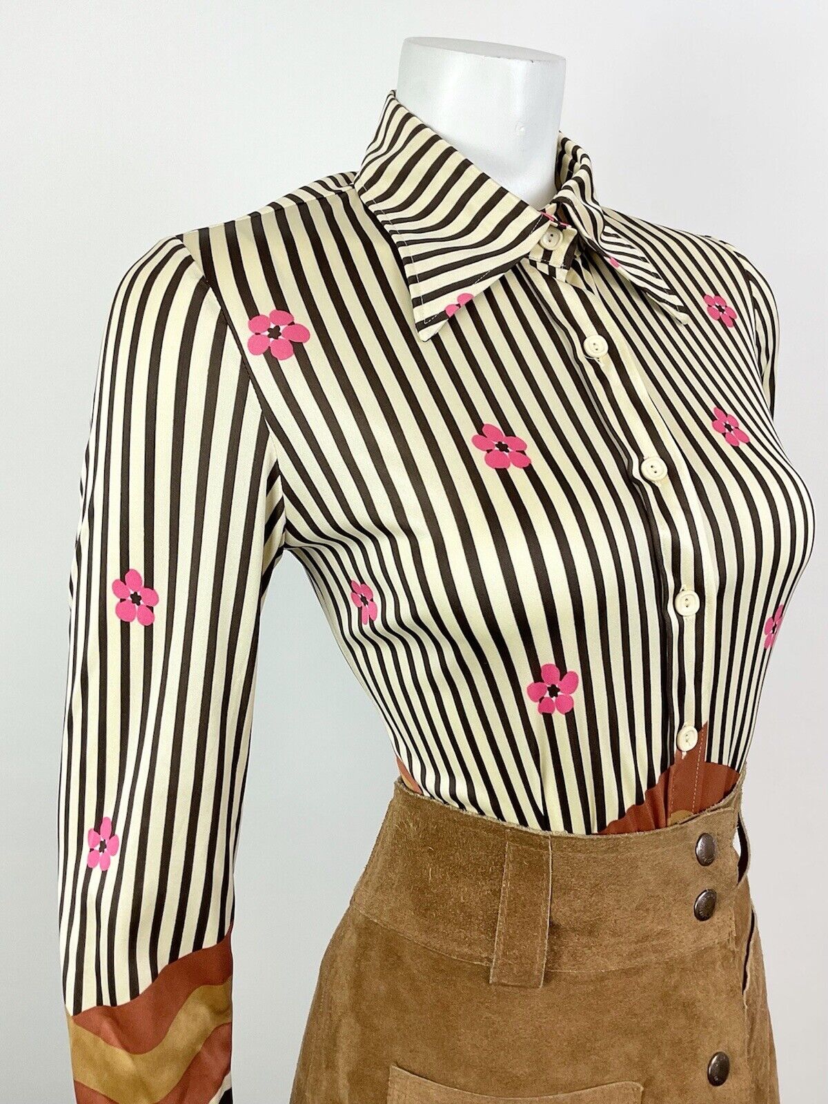 VINTAGE 60s 70s CREAM BROWN PINK STRIPED FLORAL WAVY MOD BOHO DAGGER SHIRT 8 10