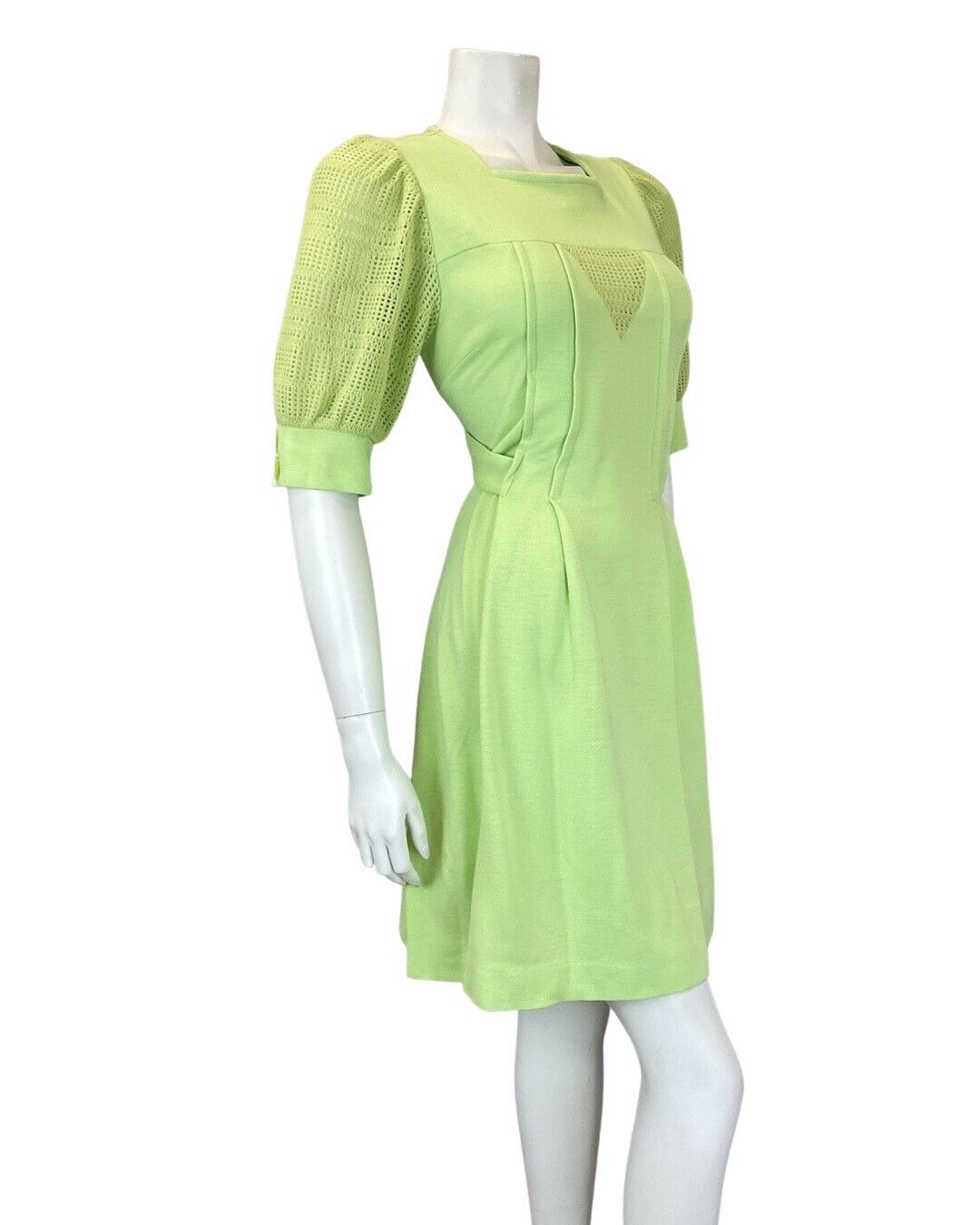 VINTAGE 60s 70s LIME GREEN CROCHETED KNITTED MOD PUFF SLEEVE SHORT DRESS 8 10