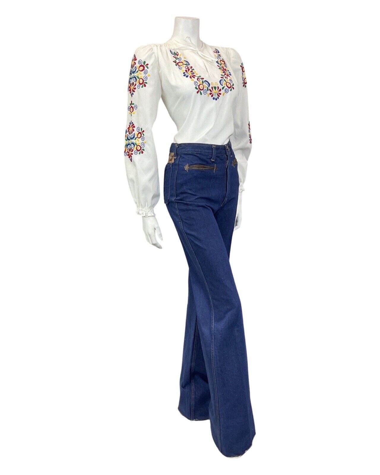 VINTAGE 60s 70s WHITE RED GREEN YELLOW FLORAL EMBROIDERED BOHO FOLK BLOUSE 12