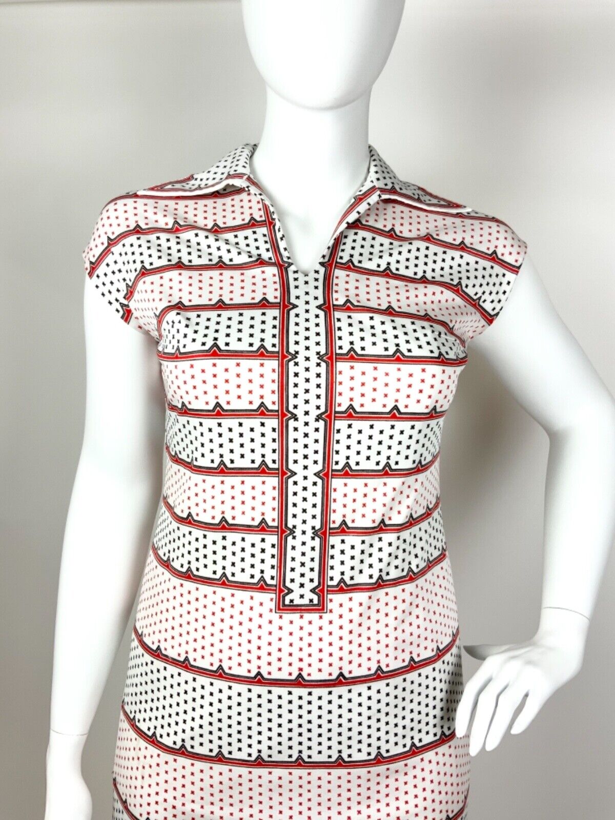 VINTAGE 60s 70s WHITE RED BLACK WING COLLAR STRIPED CROSS MOD DRESS 16 18