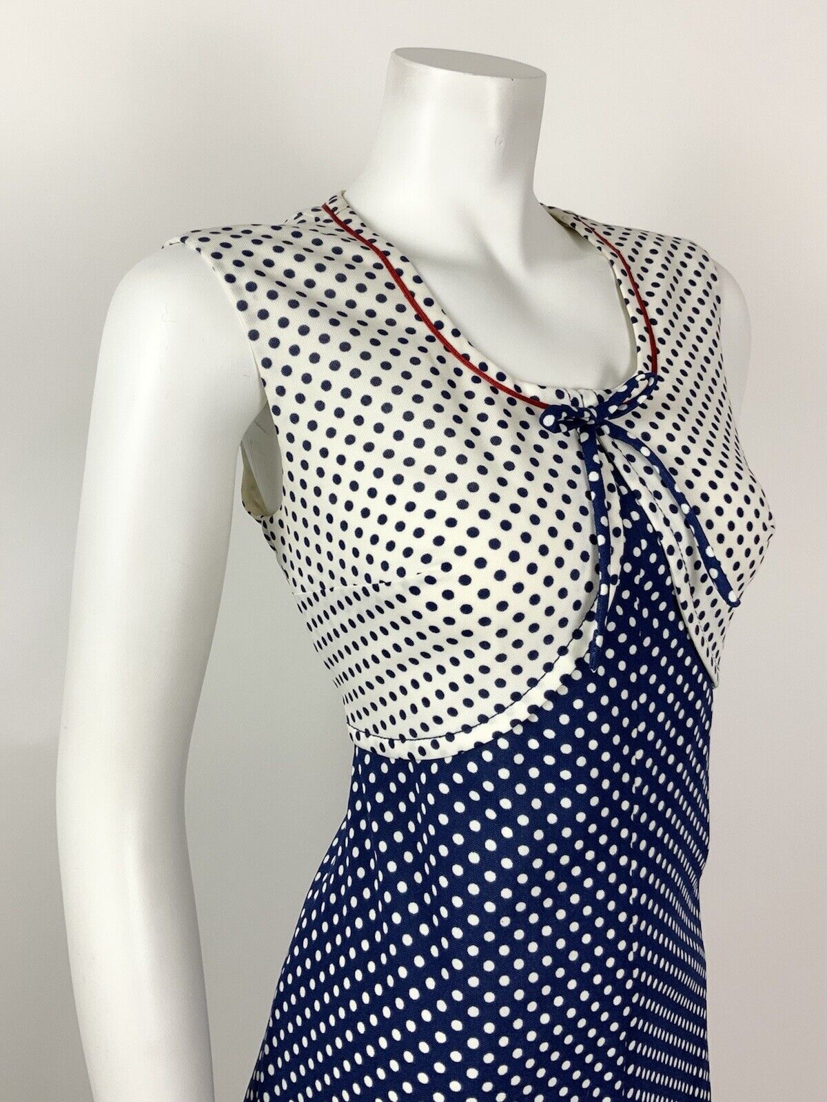 VINTAGE 60s 70s BLUE WHITE RED POLKA-DOT BOW MOD SLEEVELESS DRESS 12 14
