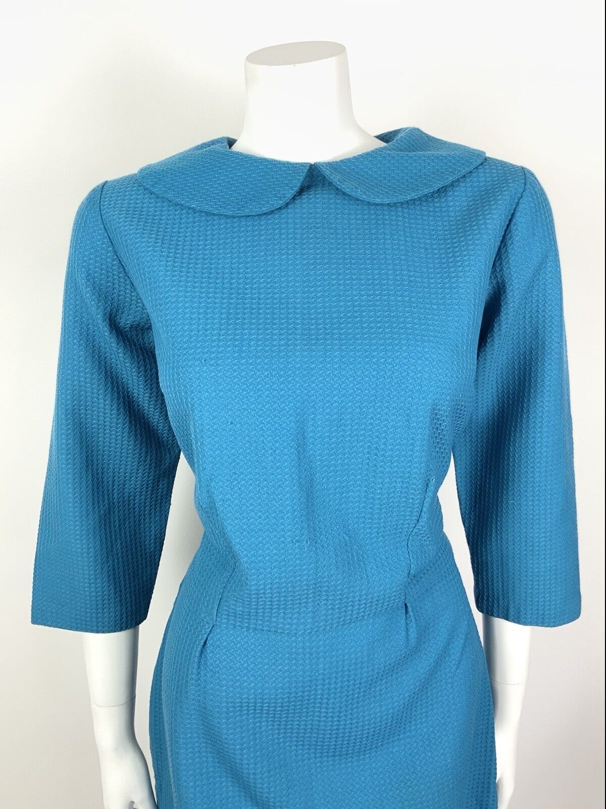 VINTAGE 60s 70s BRIGHT BLUE PETER PAN COLLAR WAFFLE MOD DRESS 12