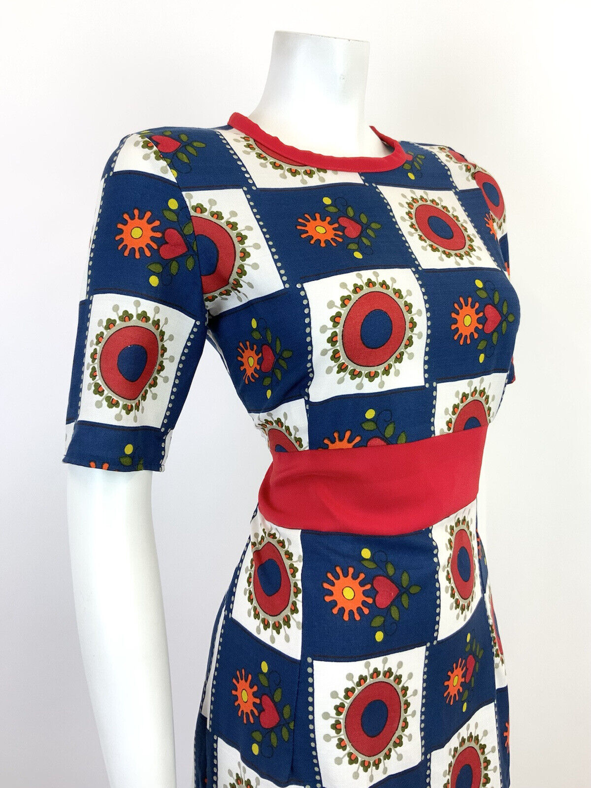VINTAGE 60s 70s BLUE WHITE RED CHECKERBOARD HEART FLORAL MOD SHIFT DRESS 10 12