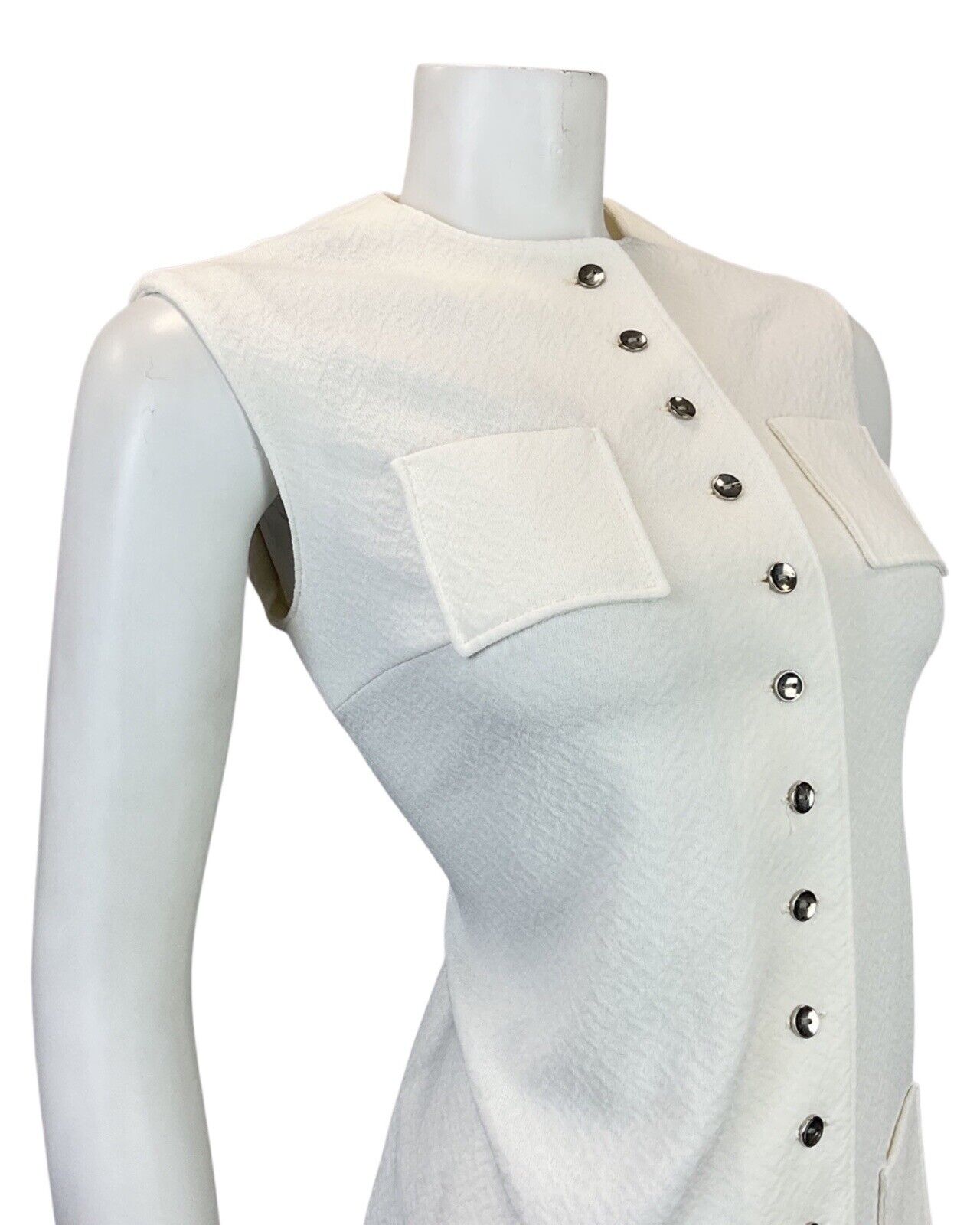 VINTAGE 60s 70s BRIGHT WHITE SILVER SLEEVELESS MOD SHORT SHIFT DRESS 10 12