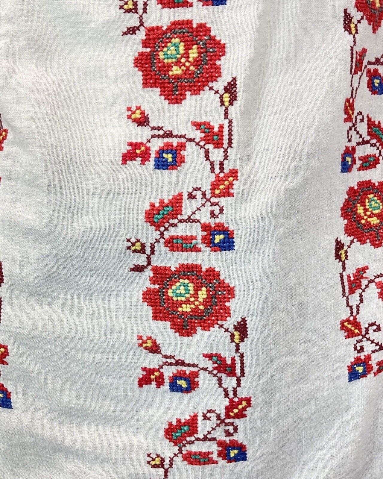 VINTAGE 60s 70s WHITE RED FLORAL CROSS-STITCH BOHO FOLK LONGSLEEVE BLOUSE 10 12