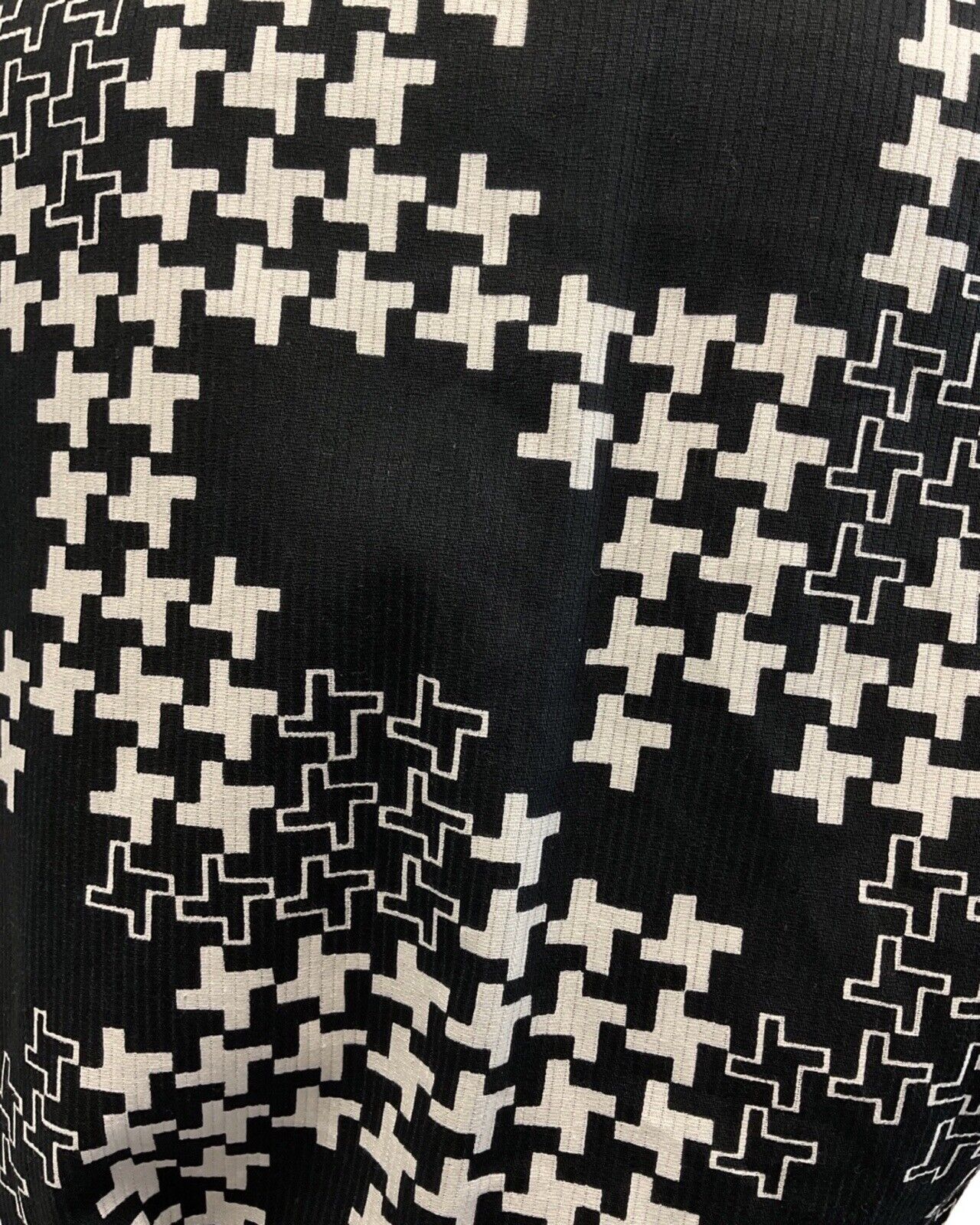 VINTAGE 60s 70s BLACK WHITE GEOMETRIC MOD BELTED DAGGER COLLAR SHIRT 12 14