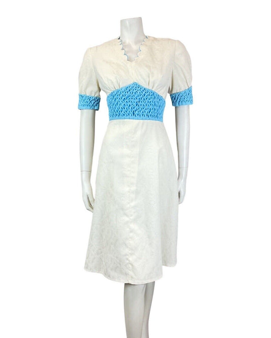 VINTAGE 60s 70s WHITE BLUE SWIRL SCALLOPED MOD SHORT SLEEVE FIT & FLARE DRESS 10