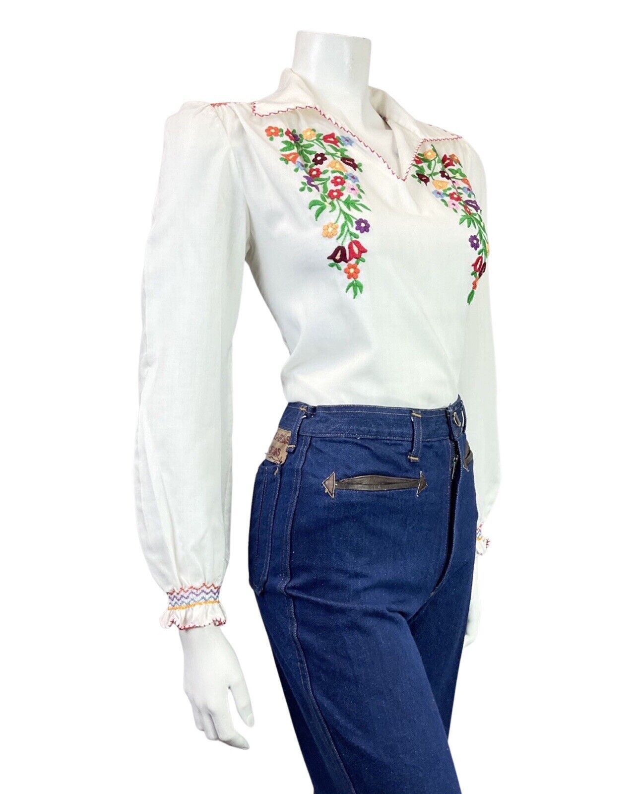 VINTAGE 60s 70s WHITE RED GREEN FLORAL VINE WING COLLAR BOHO BLOUSE 10 12