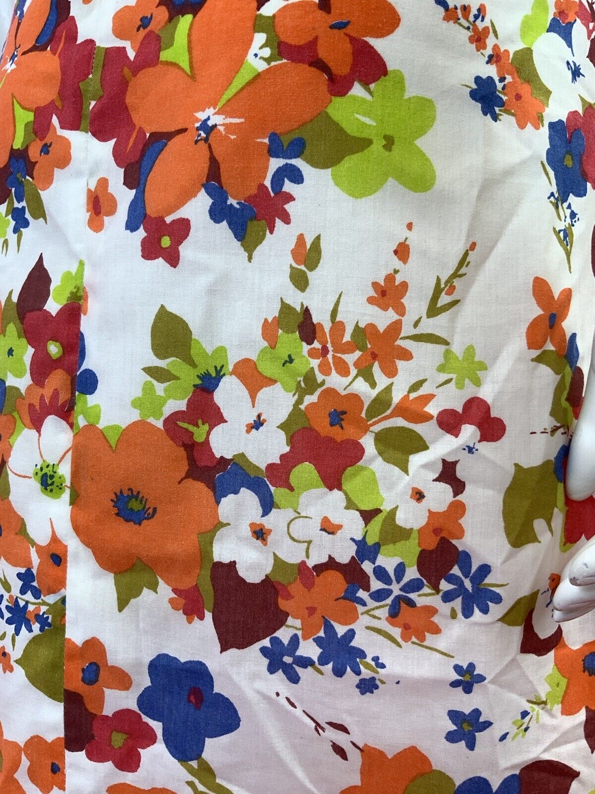 VINTAGE 60s 70s WHITE BLUE ORANGE RED FLORAL MOD SLEEVELESS DAGGER SHIRT 12