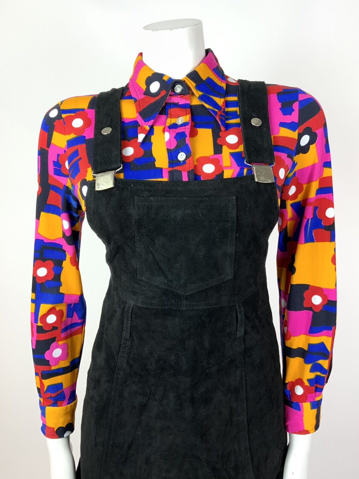 VINTAGE 60s 70s BLACK SILVER SUEDE LEATHER MOD PINAFORE DUNGAREE APRON DRESS 6