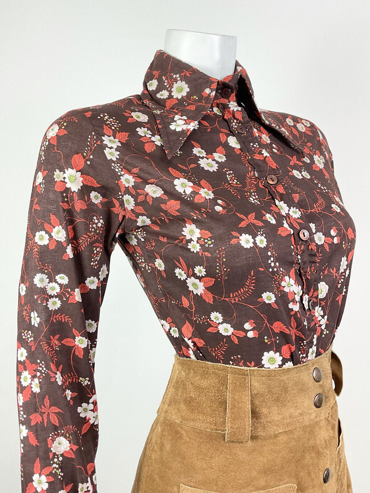 VTG 60s 70s BROWN WHITE ORANGE BOTANICAL FLORAL LEAFY BERRY DAGGER SHIRT 8 10