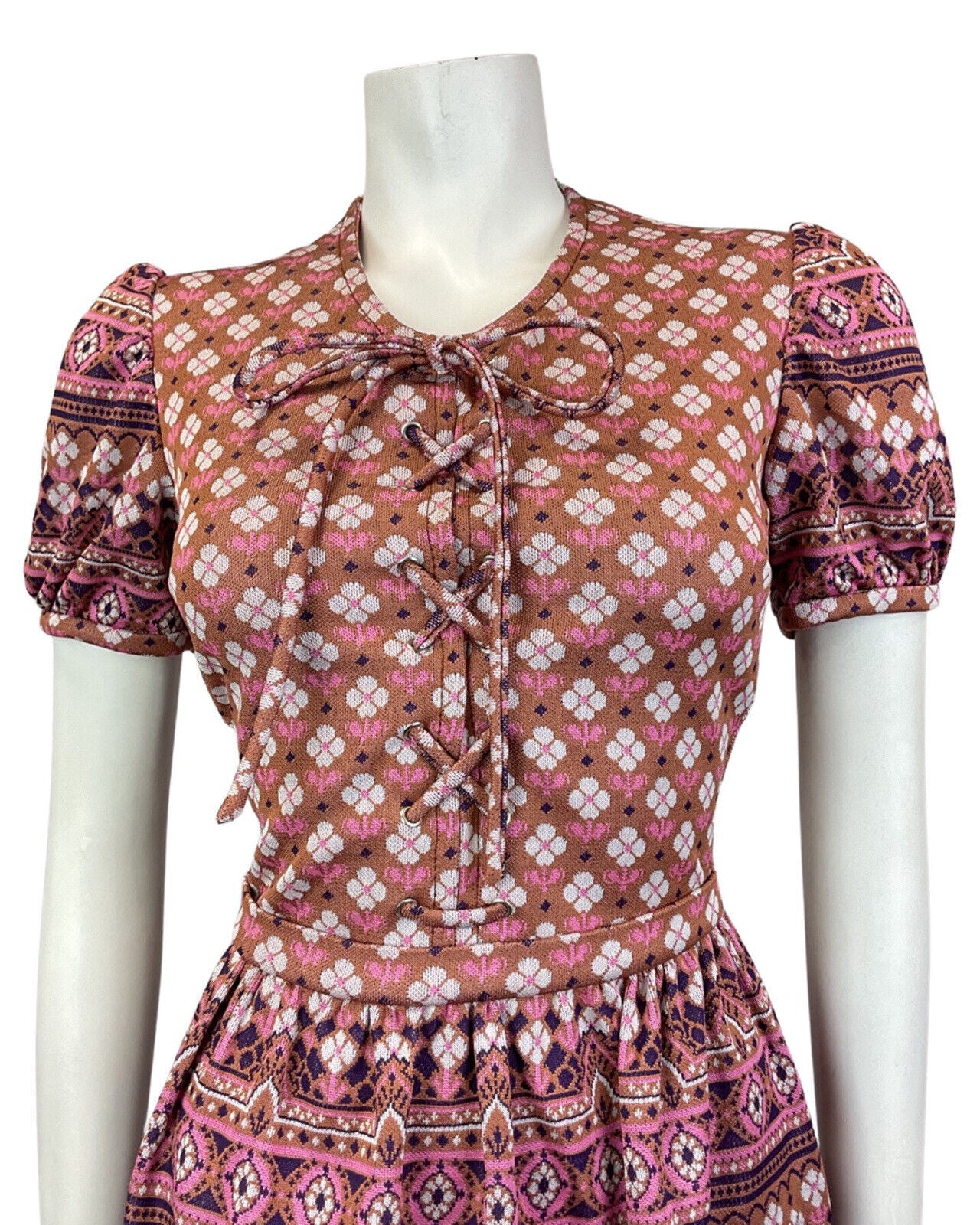 VINTAGE 60s 70s BROWN PINK WHITE GEOMETRIC DAISY LACE-UP BOHO FOLK MOD DRESS 10