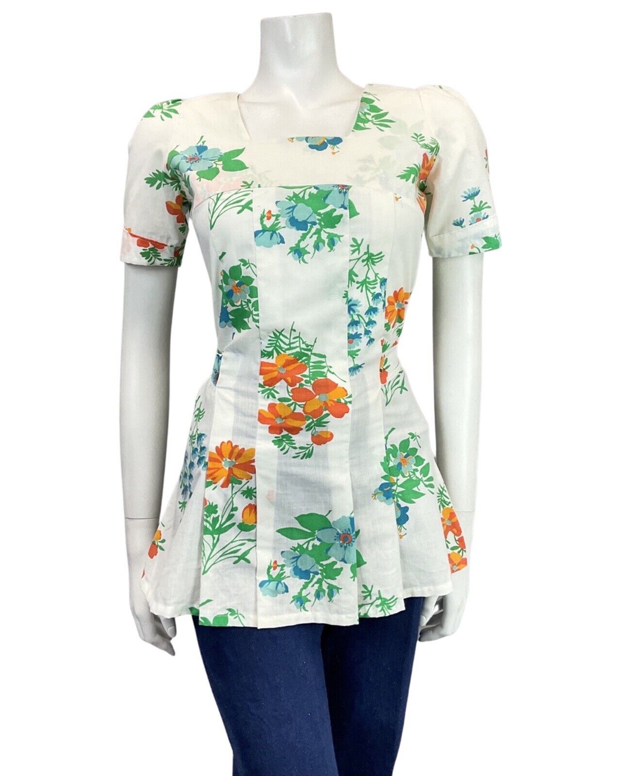 VINTAGE 60s 70s WHITE GREEN BLUE FLORAL FITTED SHORT SLEEVE TUNIC BLOUSE 10