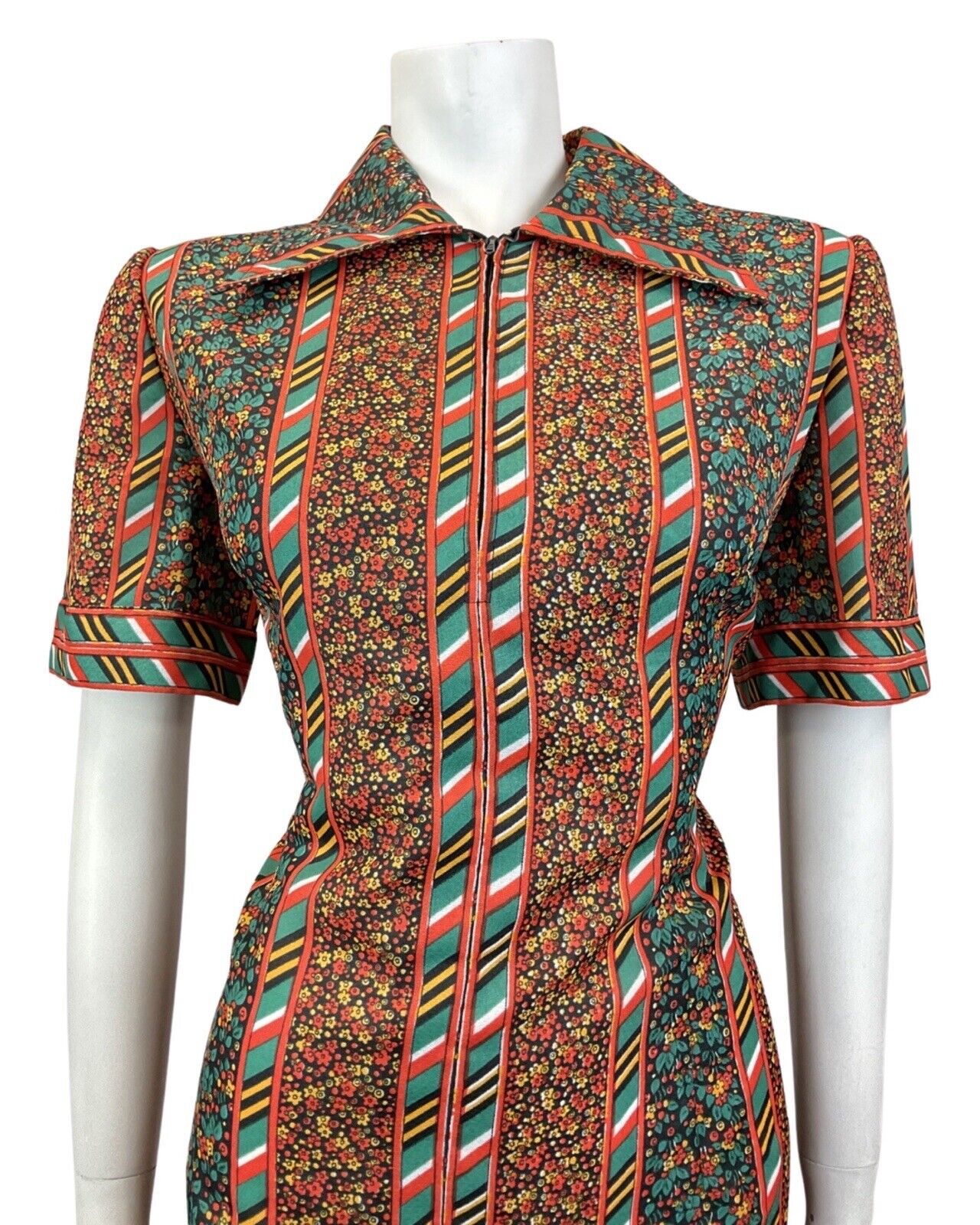VINTAGE 60s 70s GREEN RED BLACK FLORAL DITSY STRIPED FOLK MOD SHIRT DRESS 12 14