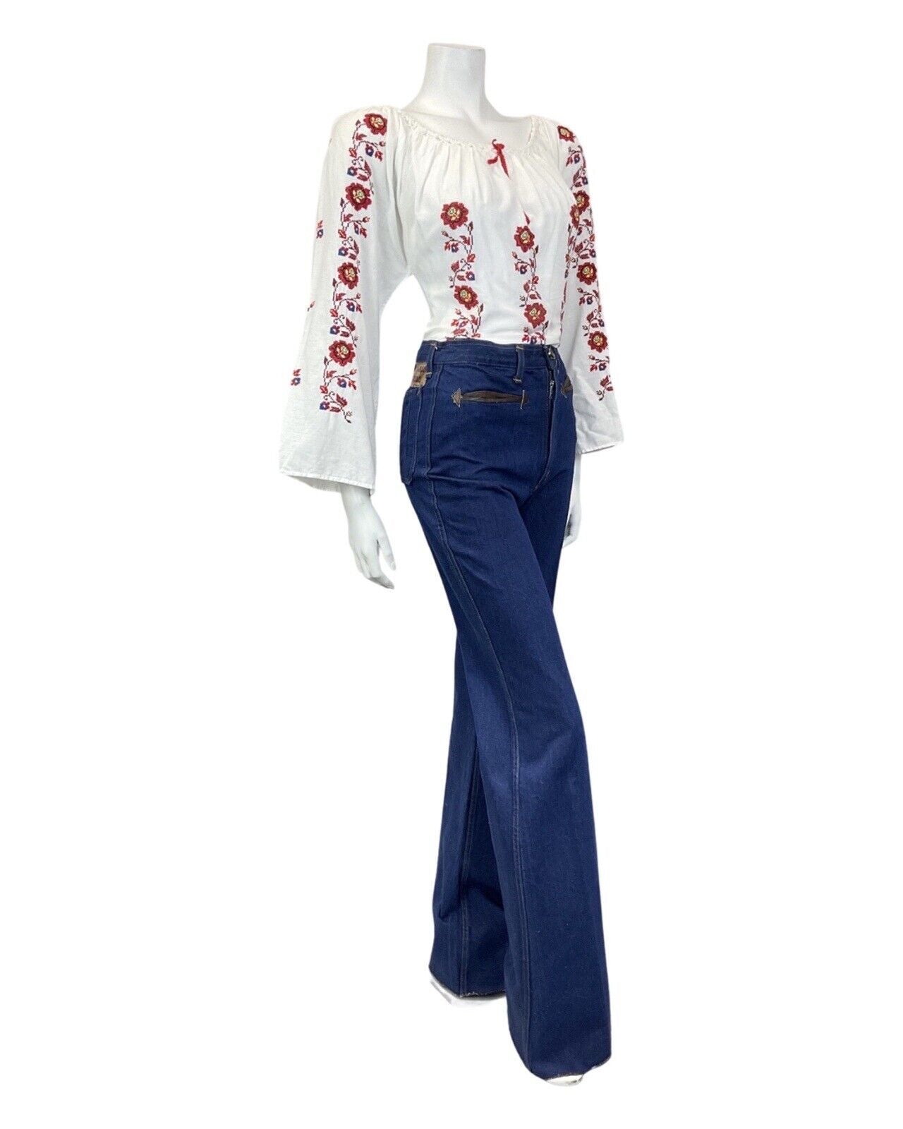 VINTAGE 60s 70s WHITE RED FLORAL CROSS-STITCH BOHO FOLK LONGSLEEVE BLOUSE 10 12