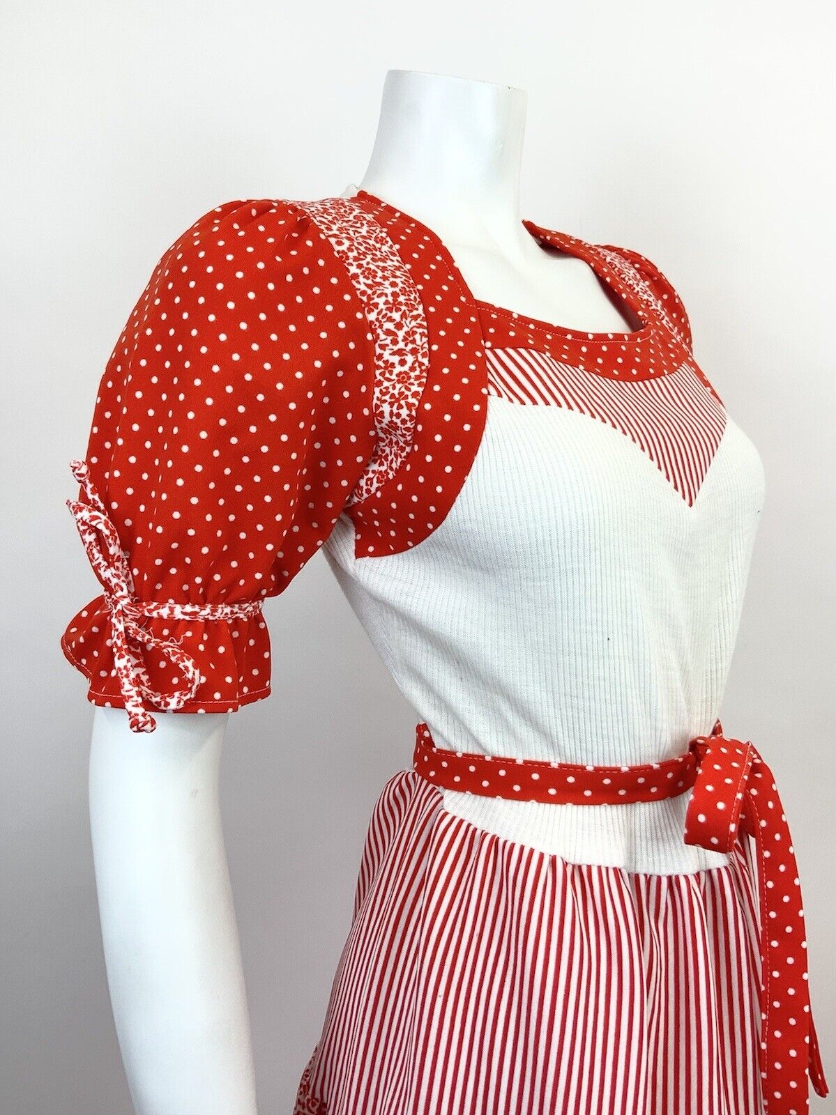 VTG 60s 70s RED WHITE STRIPE DOTTY FLORAL PRAIRIE FOLK PUFF SLEEVE DRESS 10 12