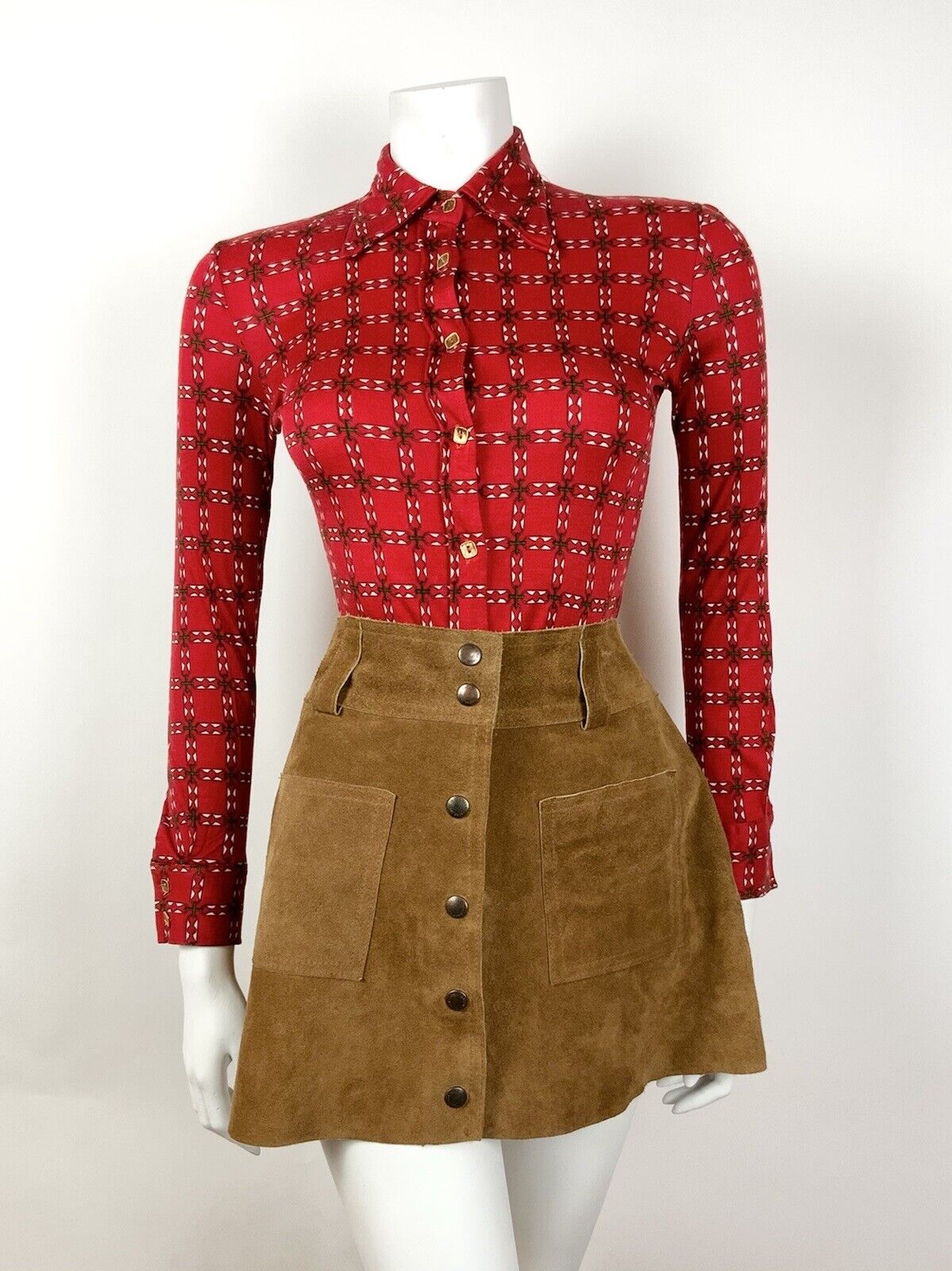 VINTAGE 60s 70s RED GREEN WHITE CHECKED GRID GEOMETRIC MOD DAGGER SHIRT 6 8
