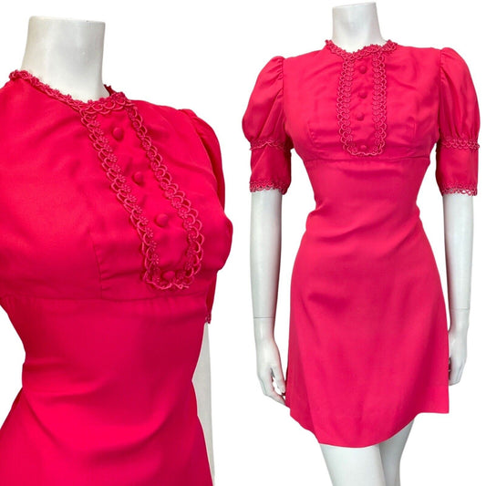 VINTAGE 60s 70s FUCHSIA PINK DAISY SCALLOPED EMPIRE MOD SHORT DRESS 8