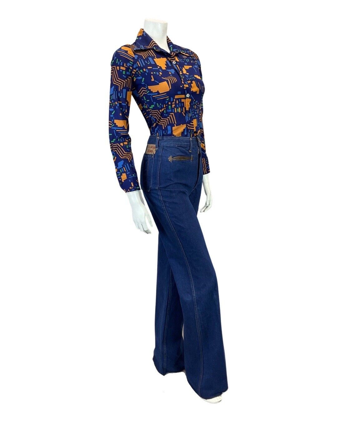VINTAGE 60s 70s NAVY BLUE YELLOW GEOMETRIC MOD DAGGER COLLAR SHIRT 8