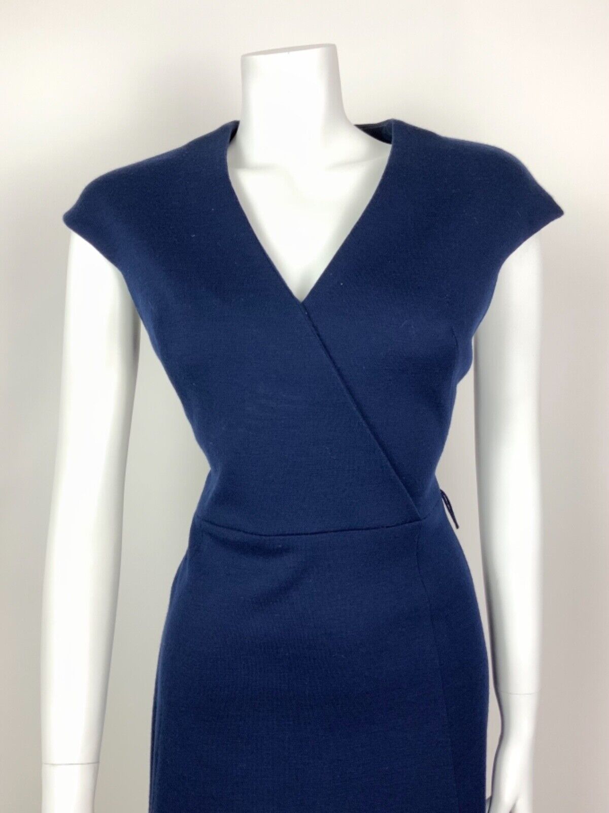 VINTAGE 60s 70s NAVY BLUE V-NECK CAPPED SLEEVE WOOL MOD DRESS 12
