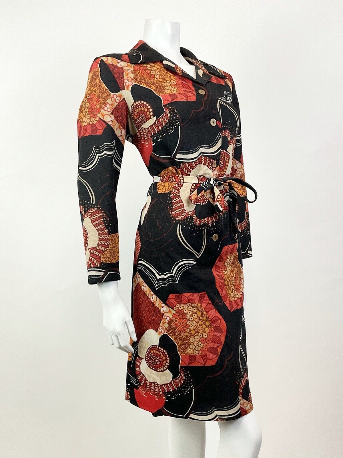 VINTAGE 60s 70s BLACK RED ORANGE FOLK FLORAL LEAFY DAGGER MOD SHIRT DRESS 16