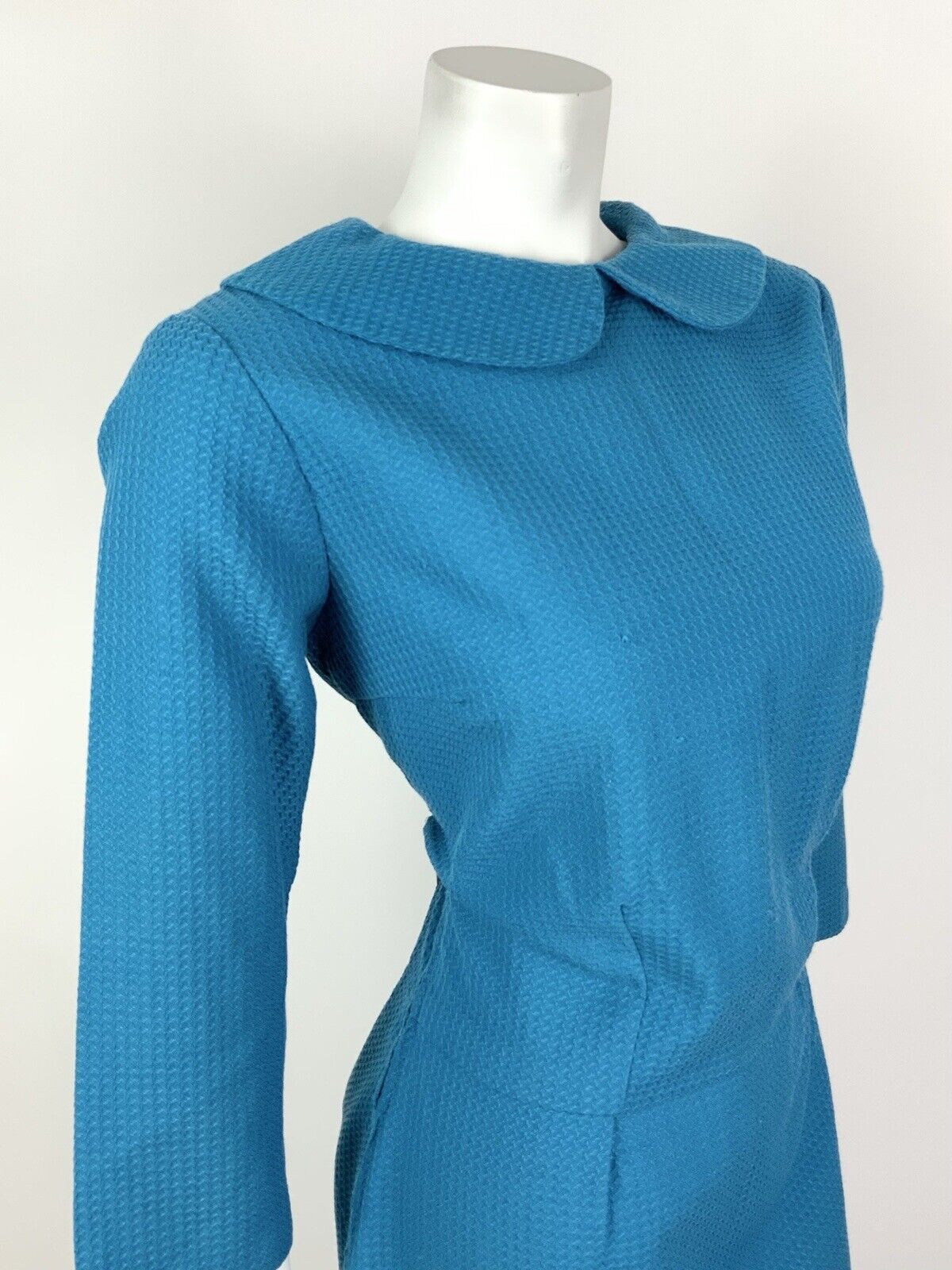VINTAGE 60s 70s BRIGHT BLUE PETER PAN COLLAR WAFFLE MOD DRESS 12