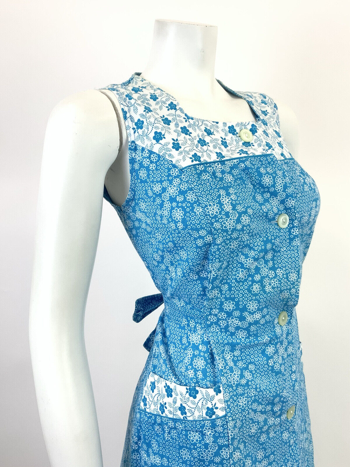 VINTAGE 60s 70s BRIGHT BLUE WHITE DOTTY FLORAL SLEEVELESS MOD SUMMER DRESS 10 12