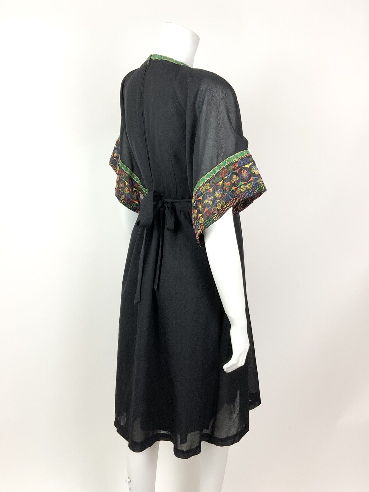 VTG 60s 70s BLACK GREEN ORANGE BLUE EMBROIDERED SEQUIN ETHNIC FOLK BOHO DRESS 8