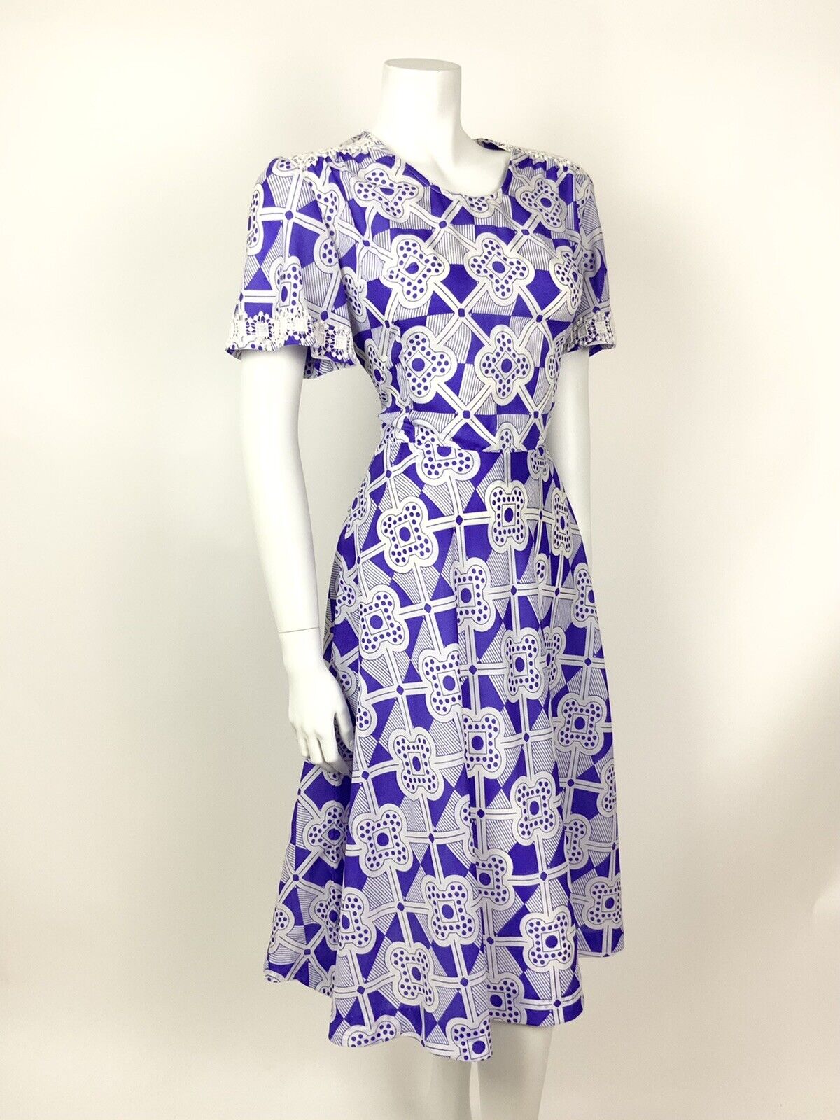 VINTAGE 60s 70s PURPLE WHITE LACE GEOMETRIC CHECKED MOD SWING DRESS 10 12
