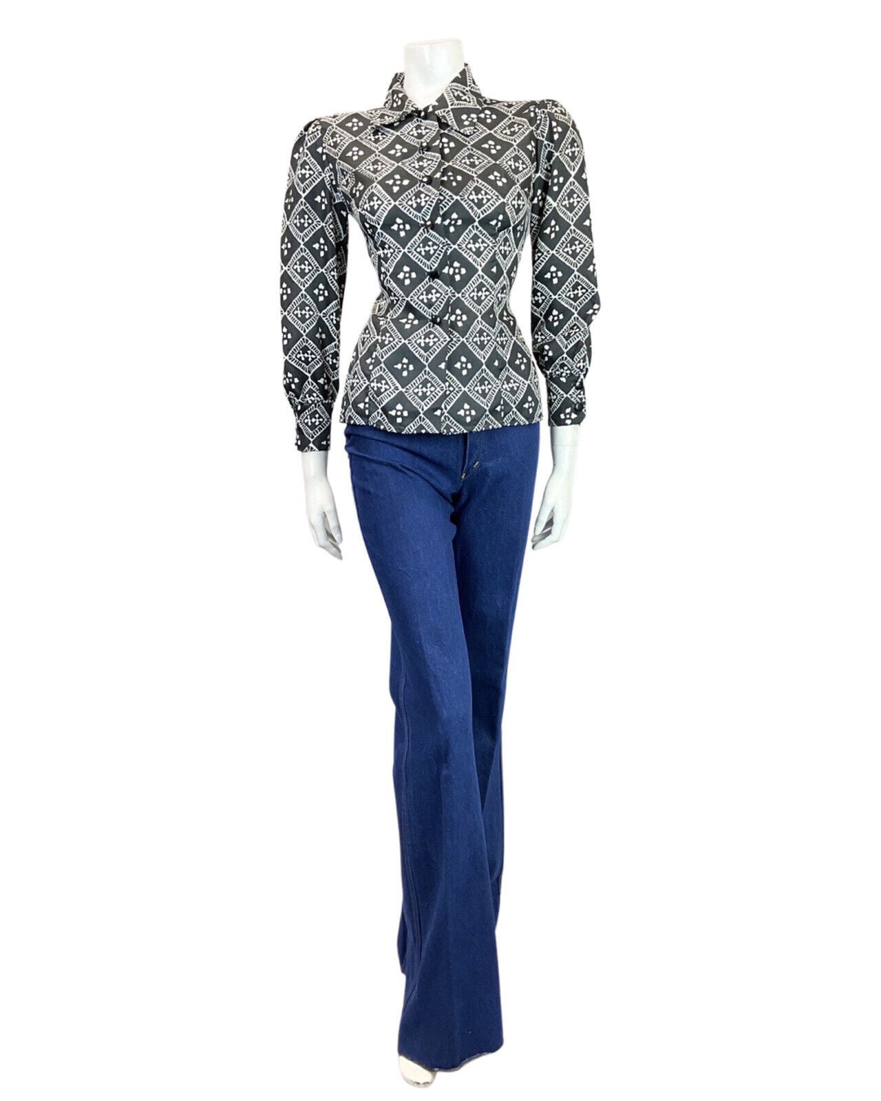 VINTAGE 60s 70s BLACK WHITE CHECKERBOARD GEOMETRIC MOD BLOUSE SHIRT 8 10