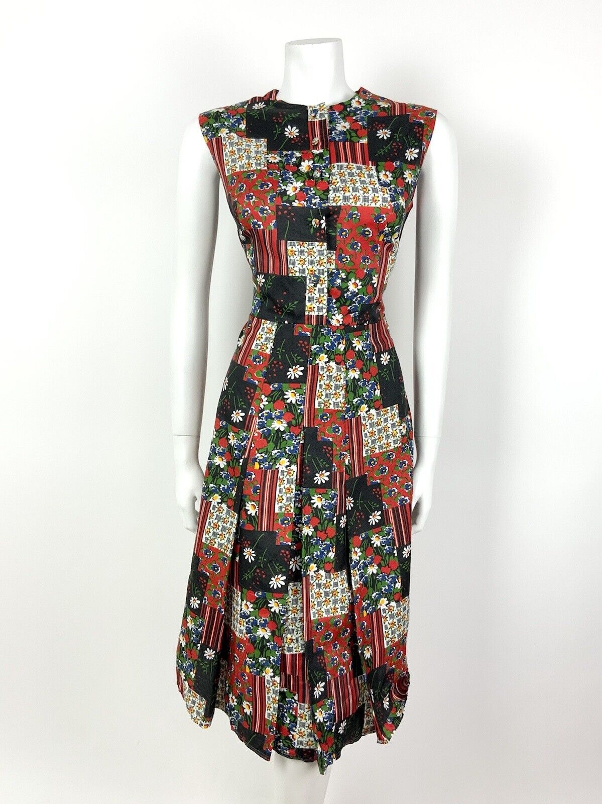 VTG 60s 70s BLACK RED GREEN PATCHWORK FLORAL FOLK BOHO GYPSY SLEEVELESS DRESS 12