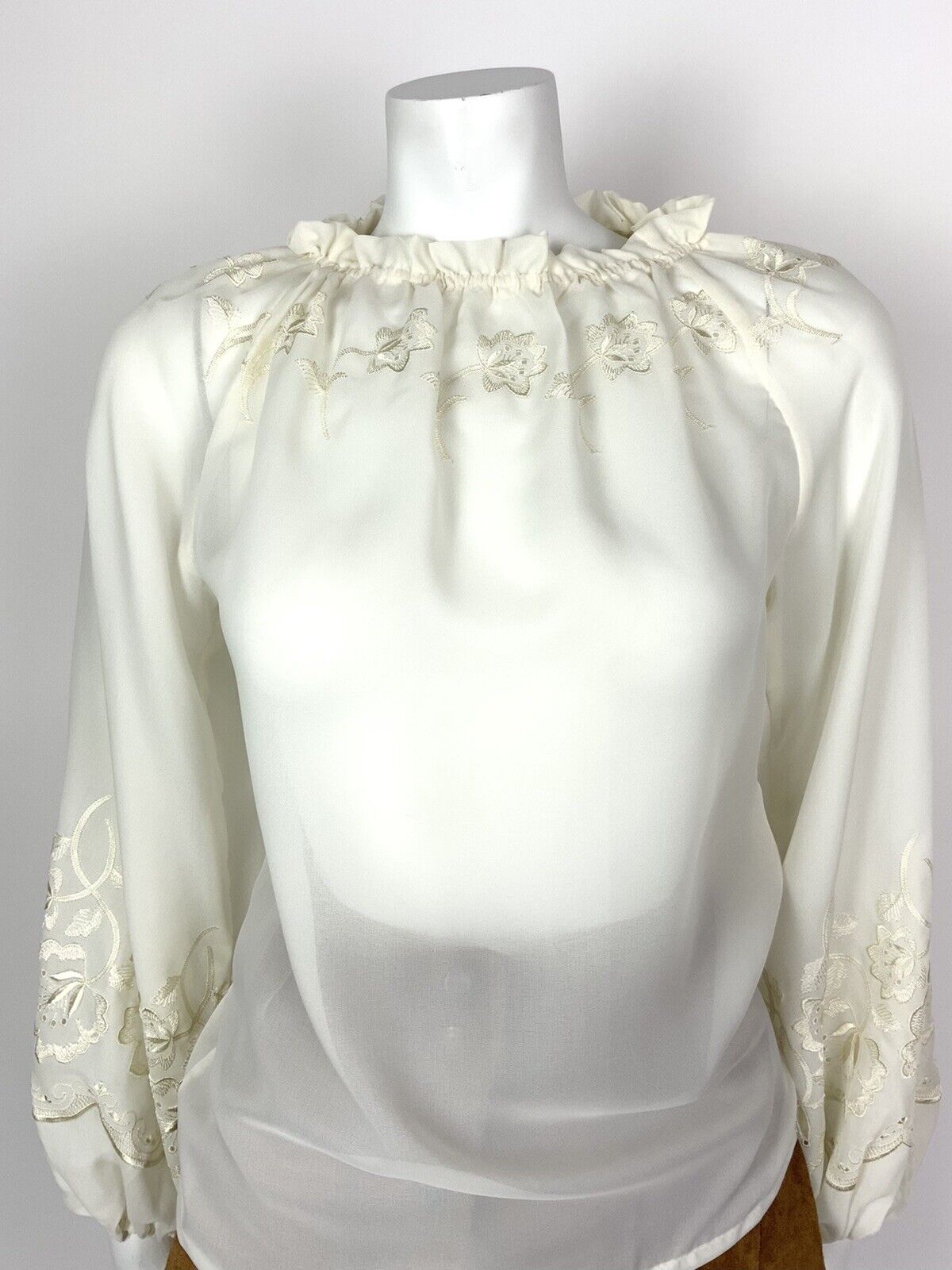 VTG 60s 70s CREAM EMBROIDERED FLORAL PUFF SLEEVE SHEER PEASANT BOHO TOP 8 10