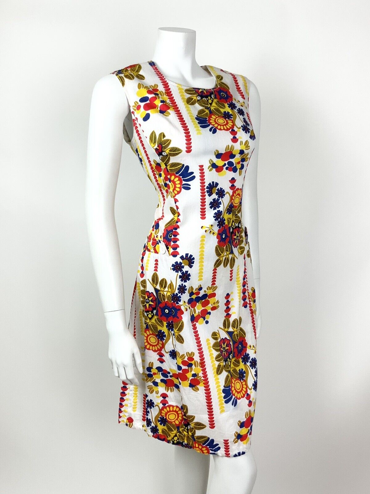 VINTAGE 60s 70s WHITE RED BLUE YELLOW GOLD FLORAL GEOMETRIC MOD DRESS 10 12