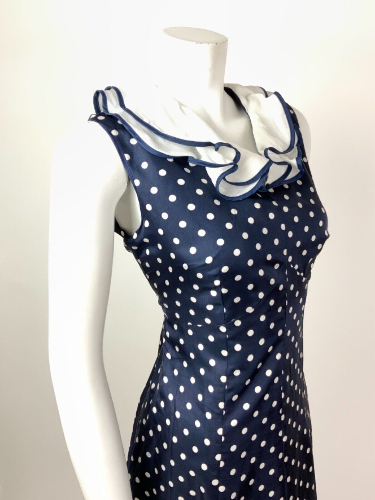 VINTAGE 60s 70s NAVY BLUE WHITE POLKA-DOT RUFFLED SLEEVELESS MOD DRESS 10 12