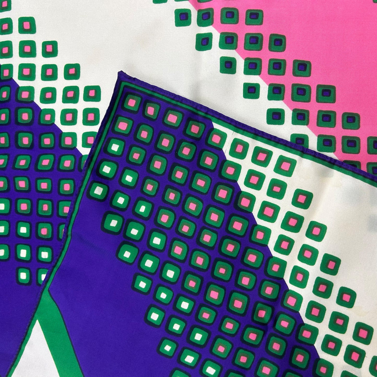 VINTAGE 60s 70s PINK GREEN WHITE BLUE, GEOMETRIC, ABSTRACT, PSYCHEDELIC SCARF