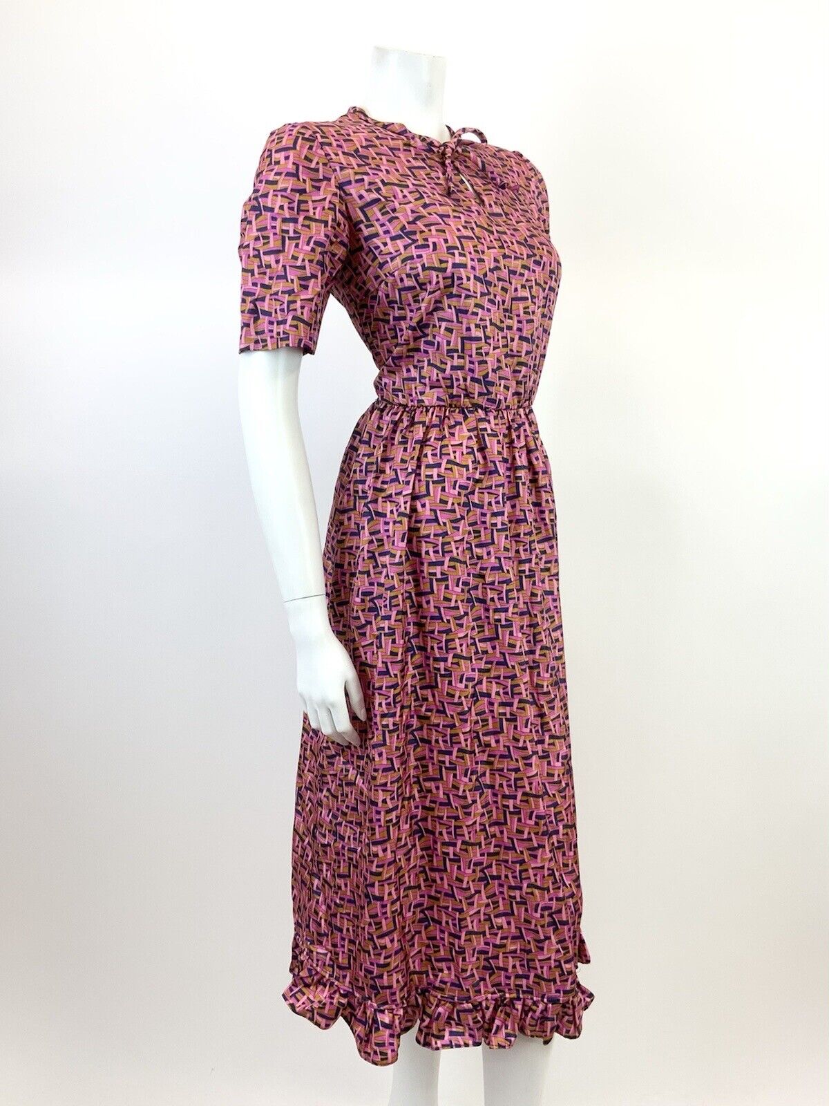 VINTAGE 60s 70s PINK BLUE GOLD BASKETWEAVE GEOMETRIC PSYCHEDELIC MOD DRESS 8 10
