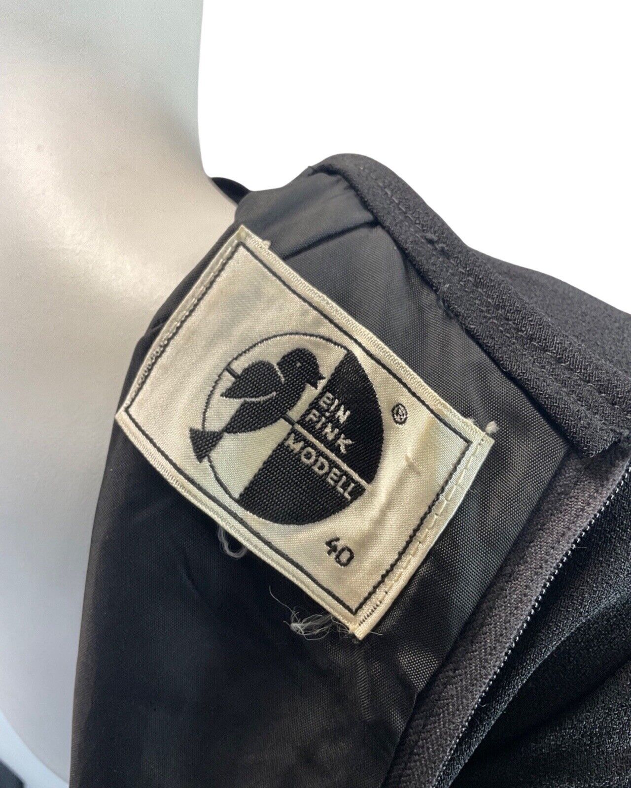 VINTAGE 60s 70s BLACK RED PURPLE GOLD EMBROIDERED FLORAL SWIRL MOD DRESS 12 14